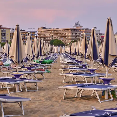 Elegant Just 250mt From The Bibione
