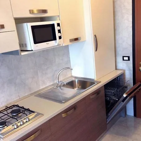 Elegant Just 250mt From The