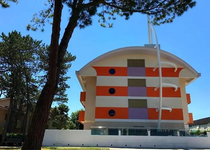 Апартаменти Elegant Just 250mt From The